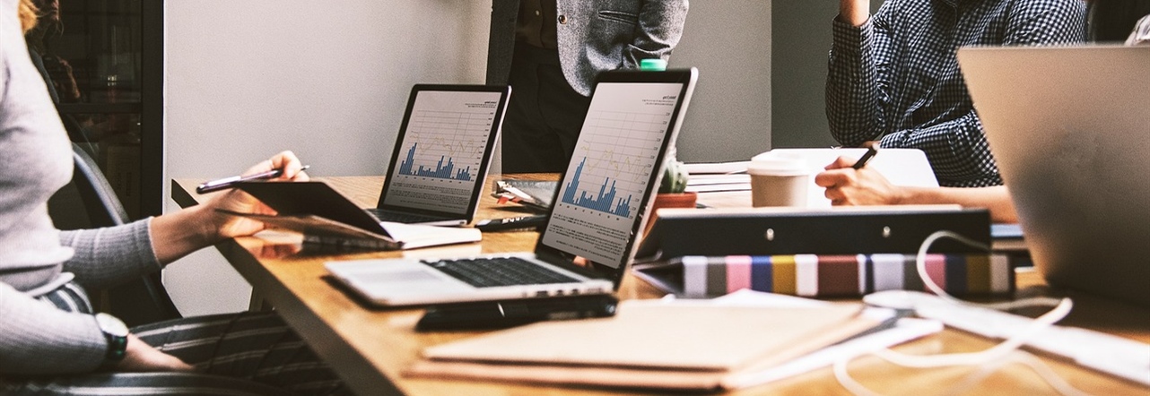 From Smarter Workflows to Ethical AI: Hot Topics That Defined 2025